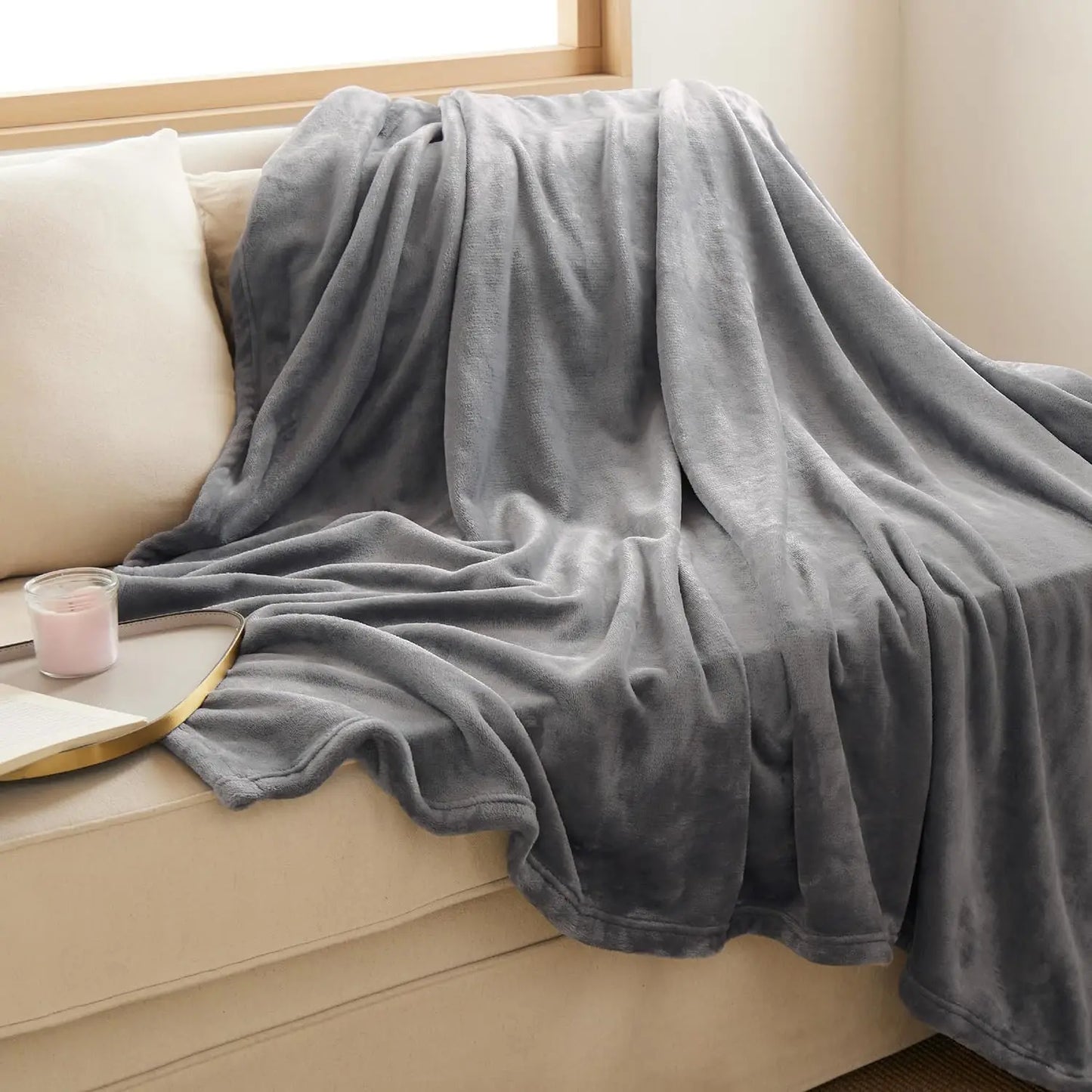 Bedsure Fleece Blanket Cozy Soft Throw