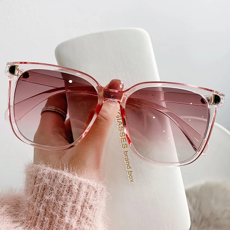 Chic Vintage Square Sunglasses for Women